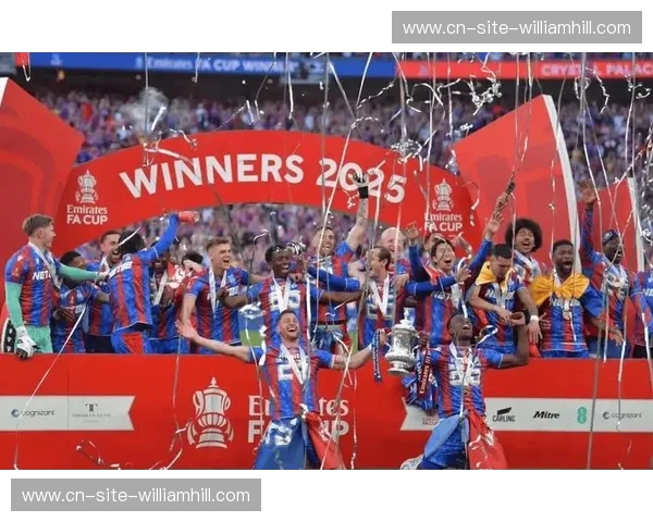 水晶宫主场取分 主帅对冬窗租借的年轻边锋充满耐心